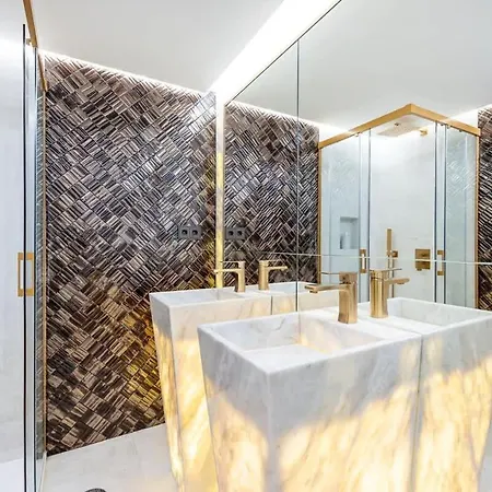 Vivendos - Tr17 - Roca Chica * Torremolinos