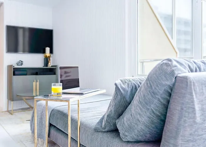 Vivendos - Tr17 - Roca Chica Torremolinos